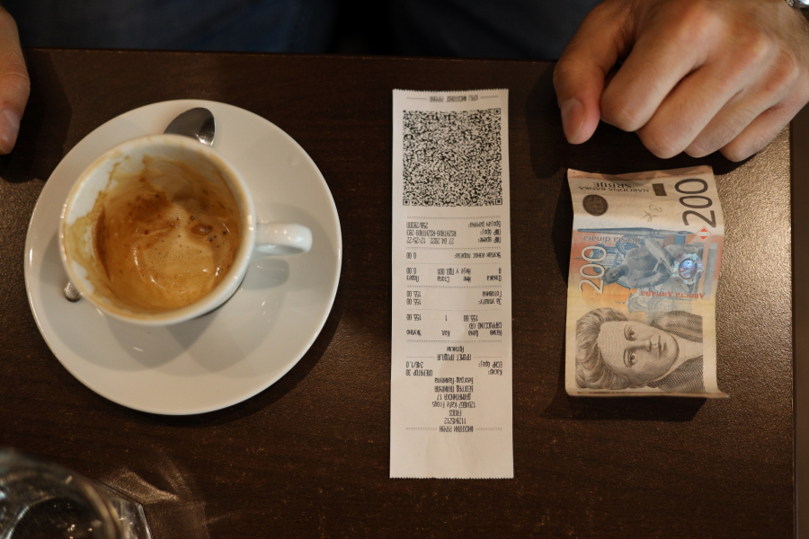 FISKALIZACIJA Izdavanje fiskalnog računa obavezno od 1. maja: Nema više keš ili kartica!