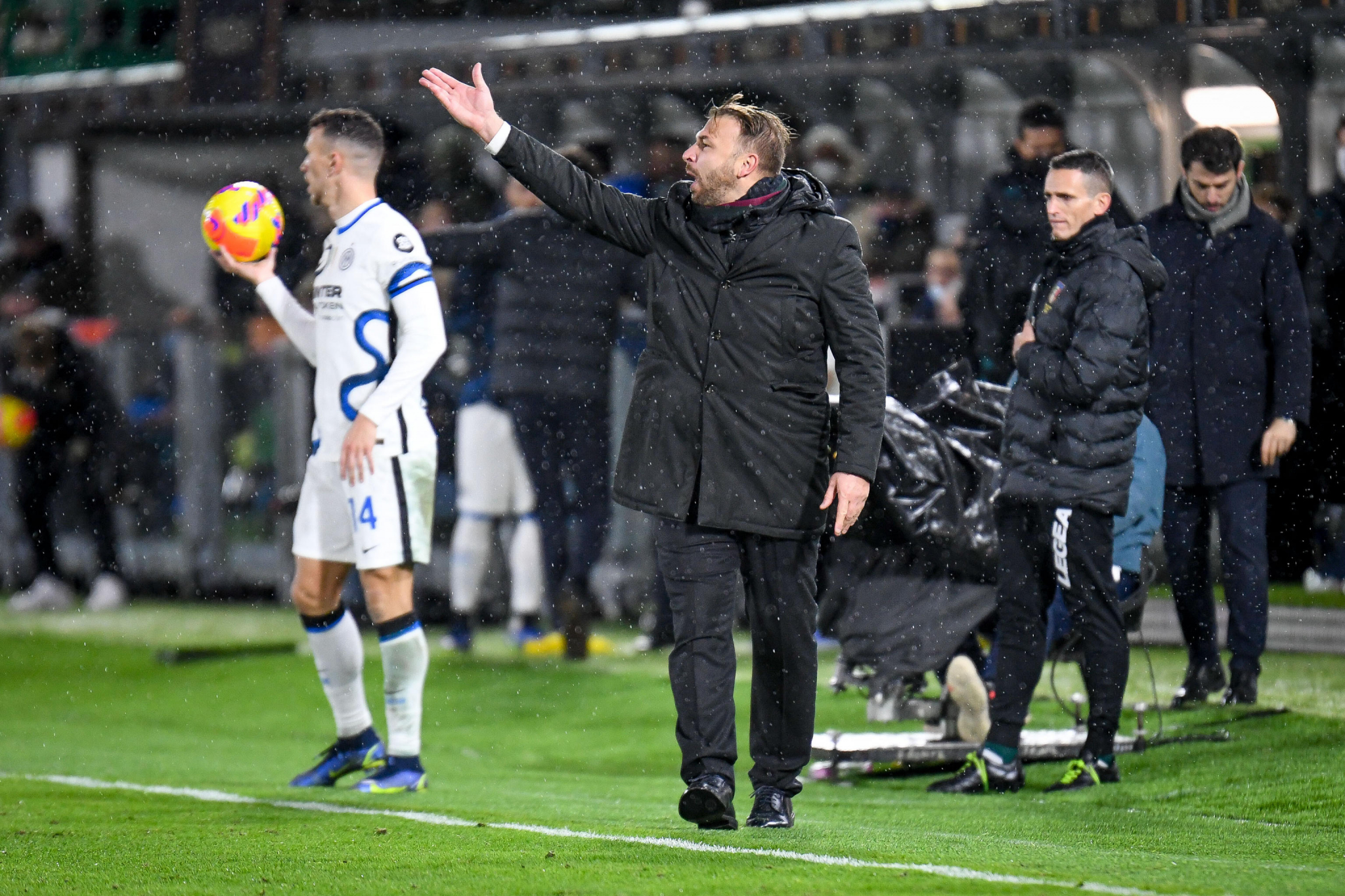 DA LI SU ZAKASNILI? Venecija otpustila trenera pred presudne bitke za opstanak