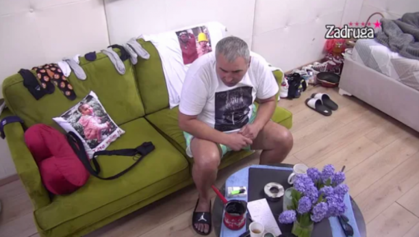 ON JE NEKVALITETAN ČOVEK Mensur jednom izjavom razočarao cimere, Miki nikad ogorčeniji