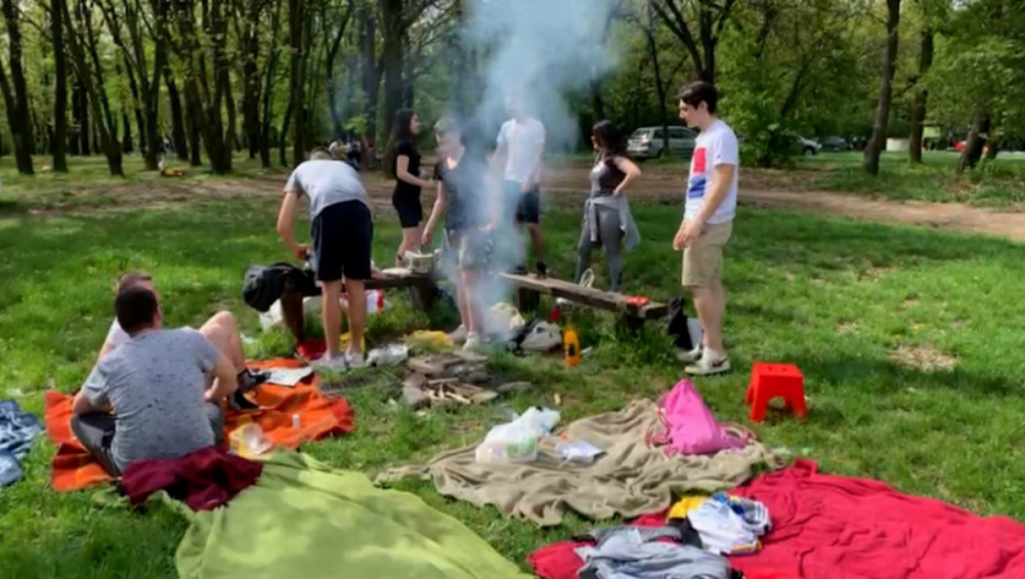 KRUŽE PREVARE ZA 1.MAJ, A NOVAC NE VRAĆAJUj: Izdaju celu vikendicu, a u stvari dobijete...