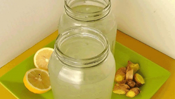 OVAJ NAPITAK ZA MRŠAVLJENJE ČINI ČUDA ZA LINIJU Osim što kilogrami nestaju, ima snažno detoks dejstvo na ceo organizam