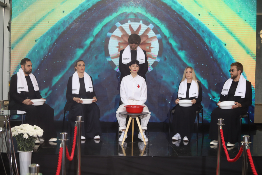 ZA DŽABE JEDE I PIJE Alo! otkriva kako se prema Konstrakti ophode u Italiji, a evo i da li će je njena porodica bodriti u Torinu