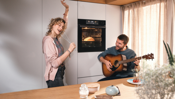 POGODNOSTI GORENJE OPTIBAKE RERNI Sve što vam je potrebno u samo jednoj rerni