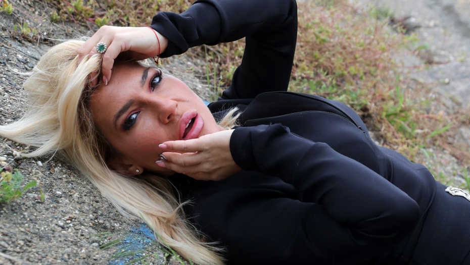 RIBA NA SUVOM Jovana Jeremić o poslu, razvodu i drugoj udaji ekskluzivno za Alo! Dosta mi je slabića, upecaću jednog pravog