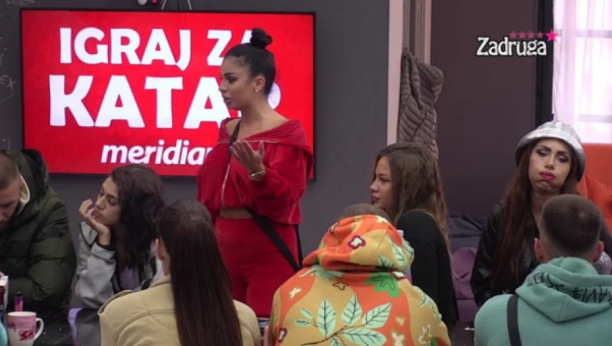 RAT NA POMOLU Ana Jovanović otkrila da je Sanja ne remeti u odnosu sa Carem, Grujićeva joj odbrusila žestoko