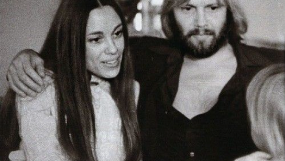 PRAVU LJUBAV JE NAŠLA PRED KRAJ ŽIVOTA Majka Andželine Džoli je znala da će umreti mlada