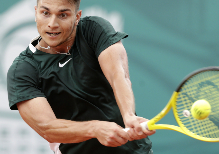 VIMBLDON TREĆI DAN Srpski derbi u trećem kolu, Nole jednim potezom raznežio sve, skandal - Španac izbačen