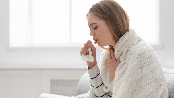 BOLE VAS PLUĆA I NENORMALNO KAŠLJETE: Pulmolog otkriva kako da ojačate kapacitet pluća vežbom disanja koja zasigurno radi
