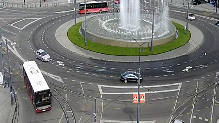 BEOGRAD NA KAKAV NISMO NAVIKLI Glavne saobraćajnice i ulice na kojima je svakodnevno metež i gužva danas izgledaju ovako (FOTO)