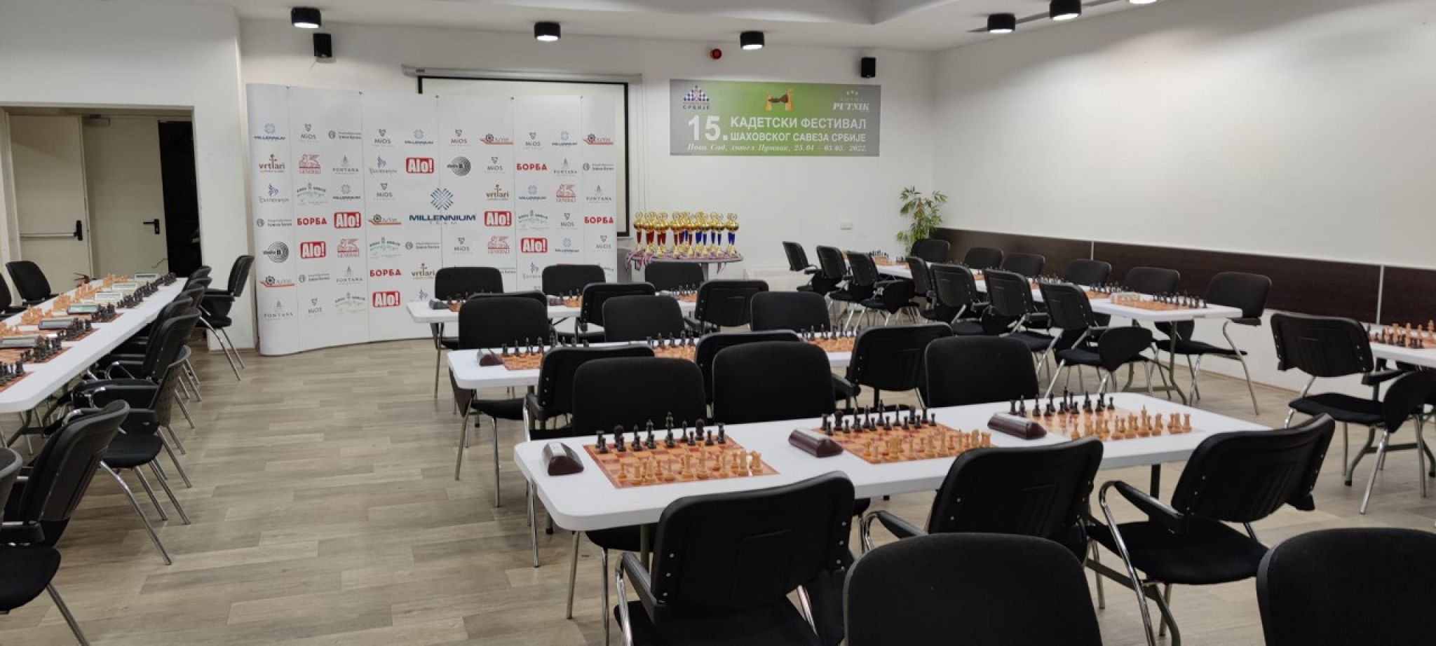 PREBOGAT ŠAHOVSKI VIKEND U GLAVNIM ULOGAMA DECA Zakuvava se bitka u Novom Sadu, blizu smo kraja