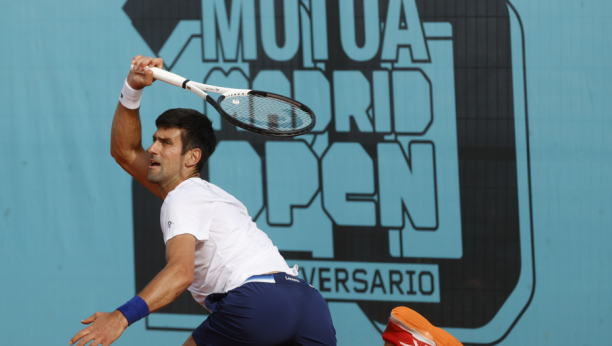 NIKAD NIJE BIO NI BLIZU POBEDE Novak igra protiv najveće mušterije