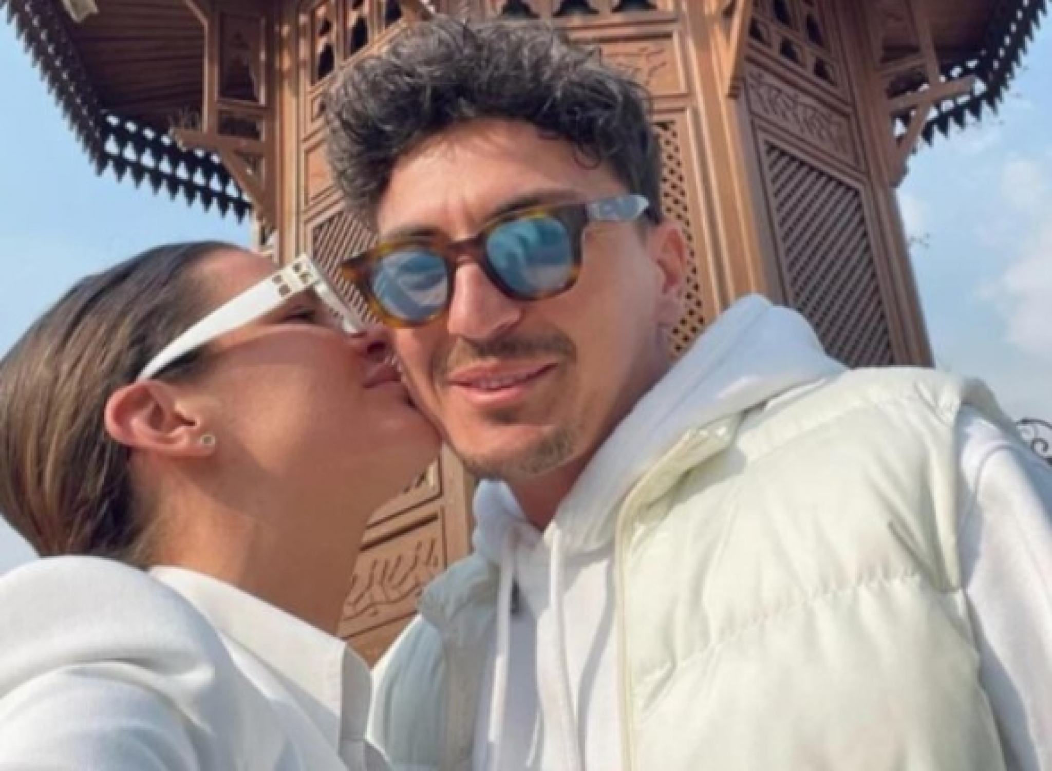 ODUŠEVILA POTEZOM I FOTKOM Rialda proslavila Bajram sa dečkom, bivša zadrugarka ne skida osmeh sa lica i ima jasnu poruku za sve (FOTO)