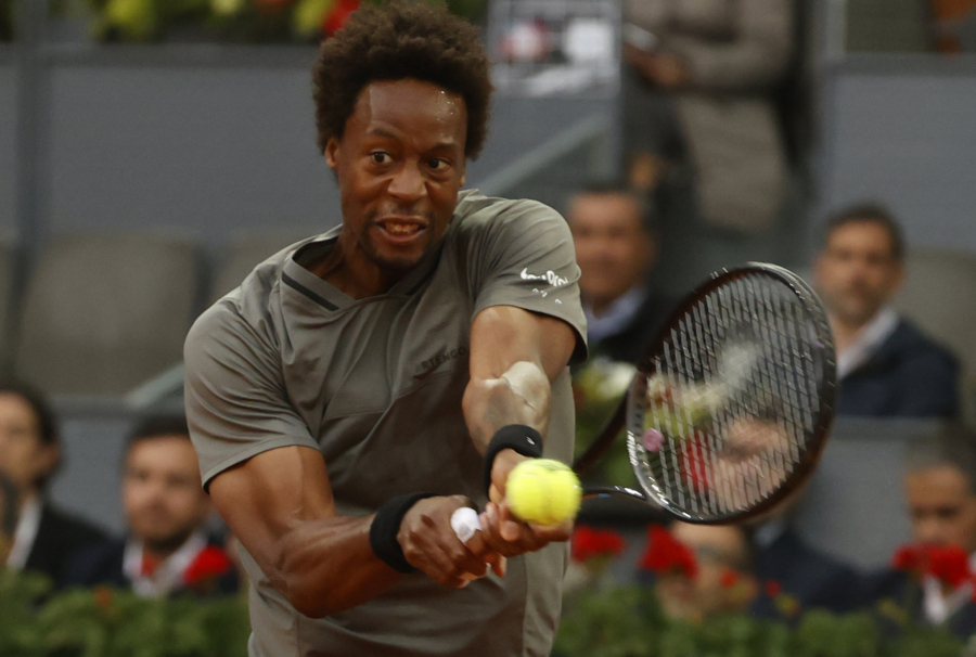 NE MOŽE MU MONFIS NIŠTA Đoković i u 18. meču bolji od Francuza za prolaz u osminu finala Madrida