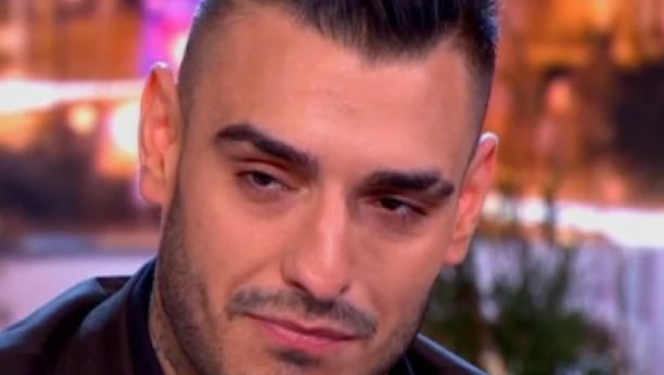 NAPRAVIO CEH U DISKOTECI, PA POBEGAO Darko Lazić popio sa društvom 2.000 evra, rekao da će doneti pare, pa se nije javio