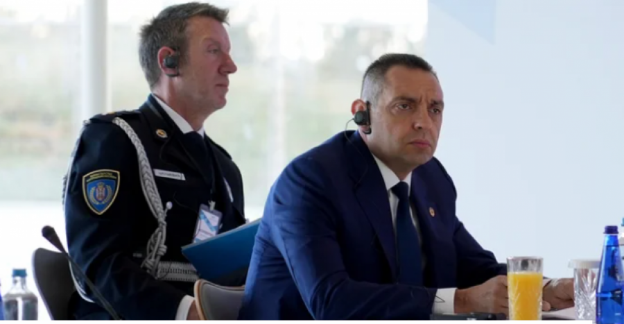 MINISTAR VULIN U ATINI: Očekujem da će proces povratka poštovanja međunarodnog prava krenuti upravo od Srbije