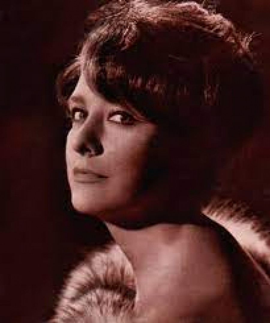 BILA JE AGENT CIA, PREMINULA U SAMOĆI Na dan sahrane Lole Novaković u njenom domu desila se monstruozna stvar