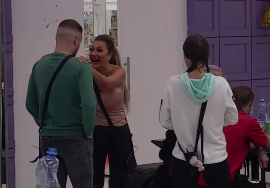 ONI U STVARI NIKADA NISU RASKINULI Sandra Rešić raskrinkala cimere, pa otkrila njihove tajne