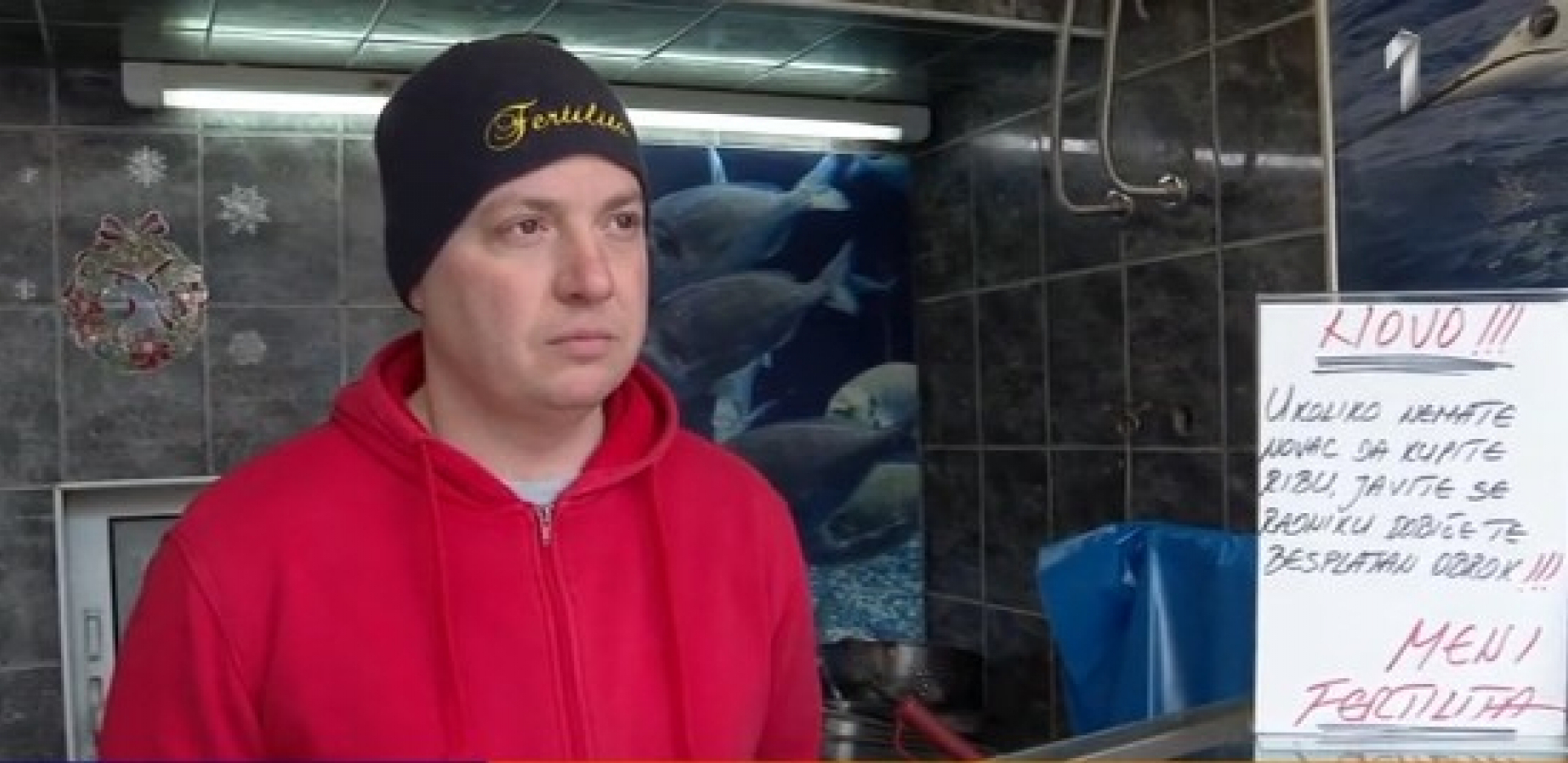 SVAKA ČAST LJUDI "Ko nema novca, dobiće besplatan obrok", natpis u izlogu ribarnice na Kaleniću potvrđuje da ovaj grad ima dušu