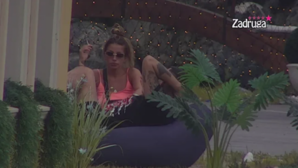 KRAJ LJUBAVI Dalila shvatila da Cara ne voli kao pre, pa odlučila da stavi tačku na njihovu vezu, Filip je u jedno ubeđen