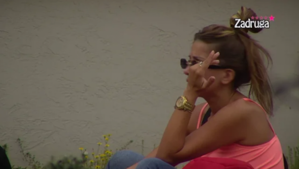 KRAJ LJUBAVI Dalila shvatila da Cara ne voli kao pre, pa odlučila da stavi tačku na njihovu vezu, Filip je u jedno ubeđen