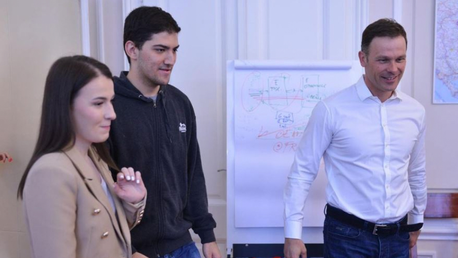 "JA NEĆU DA KUCAM" Jovan Stević, genije iz Čačka se na veoma duhovit način našalio sa ministrom Sinišom Malim