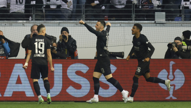 KOSTIĆEV AJNTRAHT U FINALU Nemci bez muke sa oslabljenim Vest Hemom, Rendžers se provukao protiv Lajpciga za finale Lige Evrope