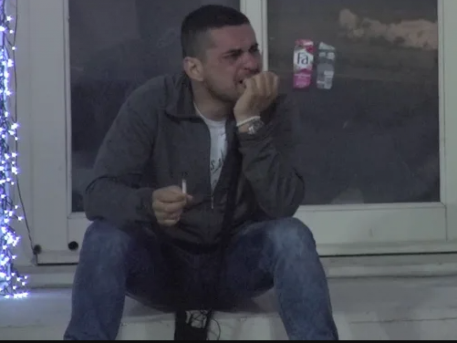 MILJANA NAJAVILA SE*S SA ZOLOM, BEBICA ZAVRŠIO U SUZAMA Skandalozni ljubavni trougao ne prestaje da šokira javnost