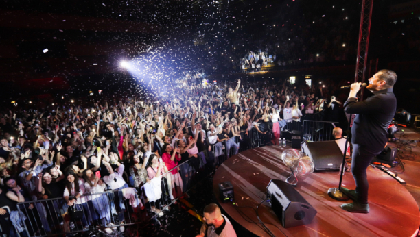 PRIPREMI KONCERTA PRISTUPIO JE OZBILJNO Pejović zakazao drugi koncert u Novom Sadu, pa smršao pet kilograma