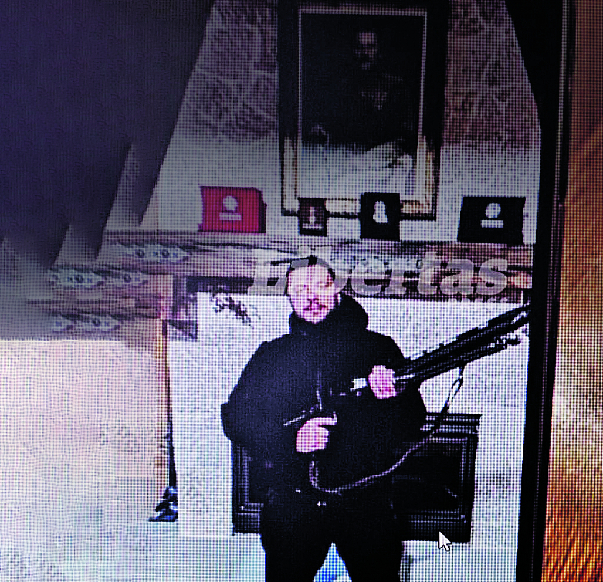 PRLJAVA ZNAČKA Crnogorski policajci sabotirali srpske obaveštajne službe! Pravdali se Zviceru što mu privode brata Velju