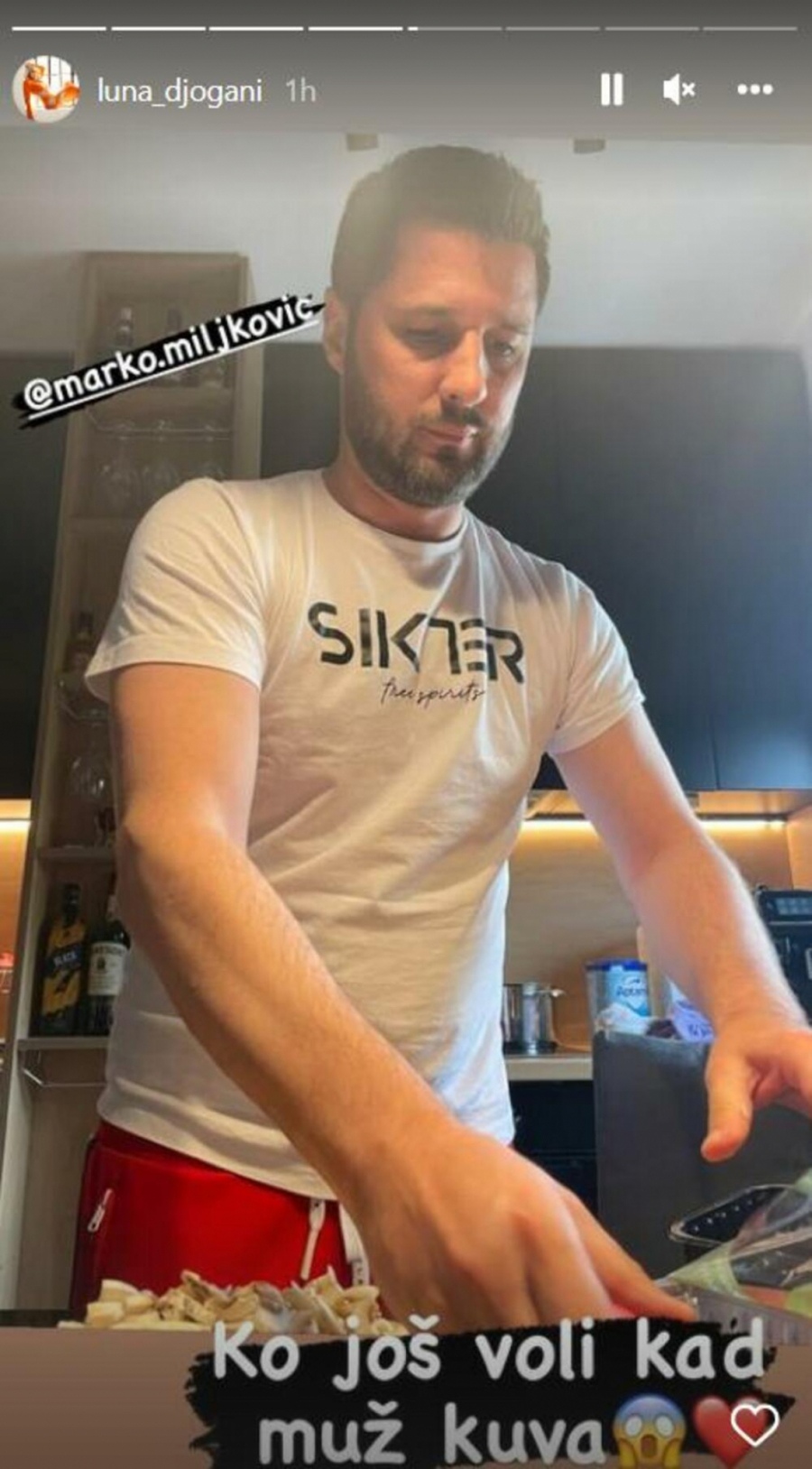 KO JOŠ VOLI KAD MUŽ KUVA? Luna Đogani pohvalila se Markovim umećem, a evo i šta joj je spremio (FOTO)