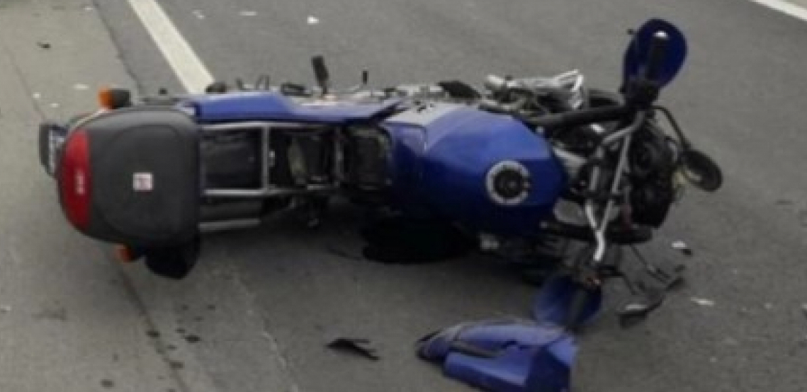POKOSIO MOTOCIKLISTU U BEOGRADU Vozač povređen, uviđaj u toku (FOTO)