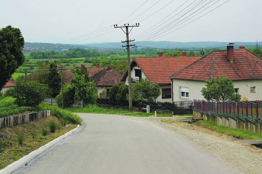 ĐURĐEVDANSKI OBIČAJI Kako su zbog mladih udavača stradale šumadijske kapije