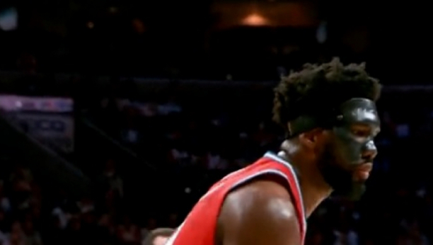 MASKIRANI OSVETNIK Jokićev najveći konkurent ponovo zablistao, ni moćni Batler mu nije mogao ništa (VIDEO)