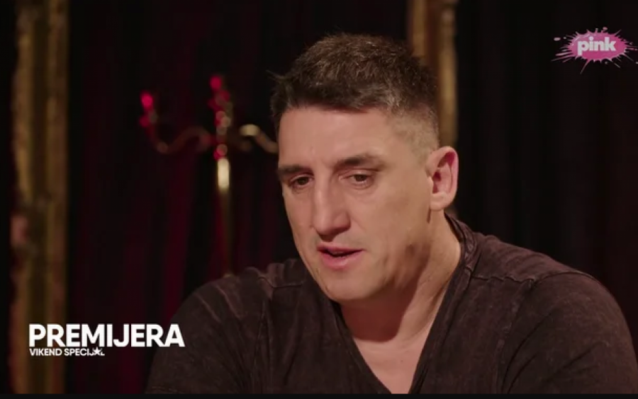 EVO KO JE ANĐELA RAŽNATOVIĆ Ćerka je Arkana i ove glumice, pojavila se na Anastasijinom rođendanu, a ovaj žestoki momak je osvojio njeno srce