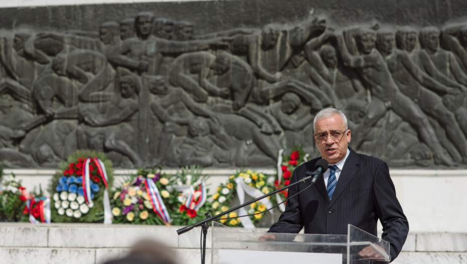 Gradonačelnik Bakić: Deveti maj je ponos svih slobodoljubivih naroda sveta
