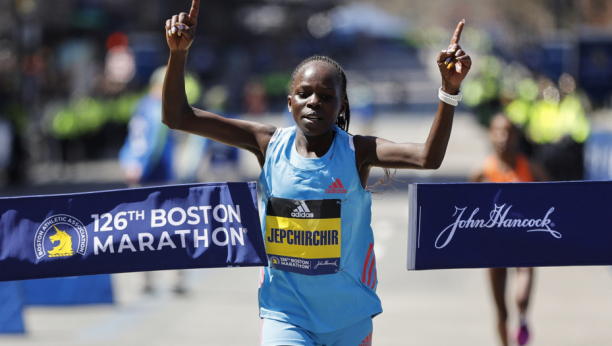 NAJSTARIJA DRUMSKA TRKA NA SVETU Ovogodišnji 126. Bostonski maraton je ujedno i jubilarni 50. za žene