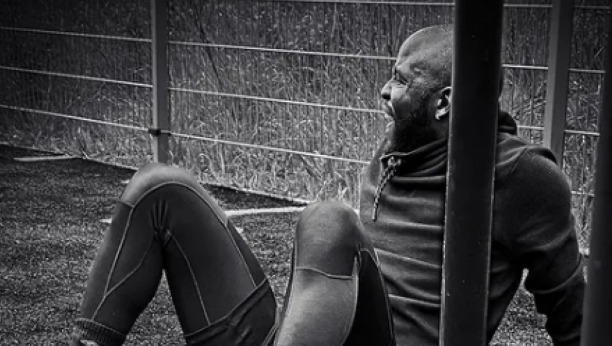 STRAŠNI DETALJI! Za smrt fudbalera krivi rođaci, lekari ga stavili u komu, hteli da mu amputiraju nogu