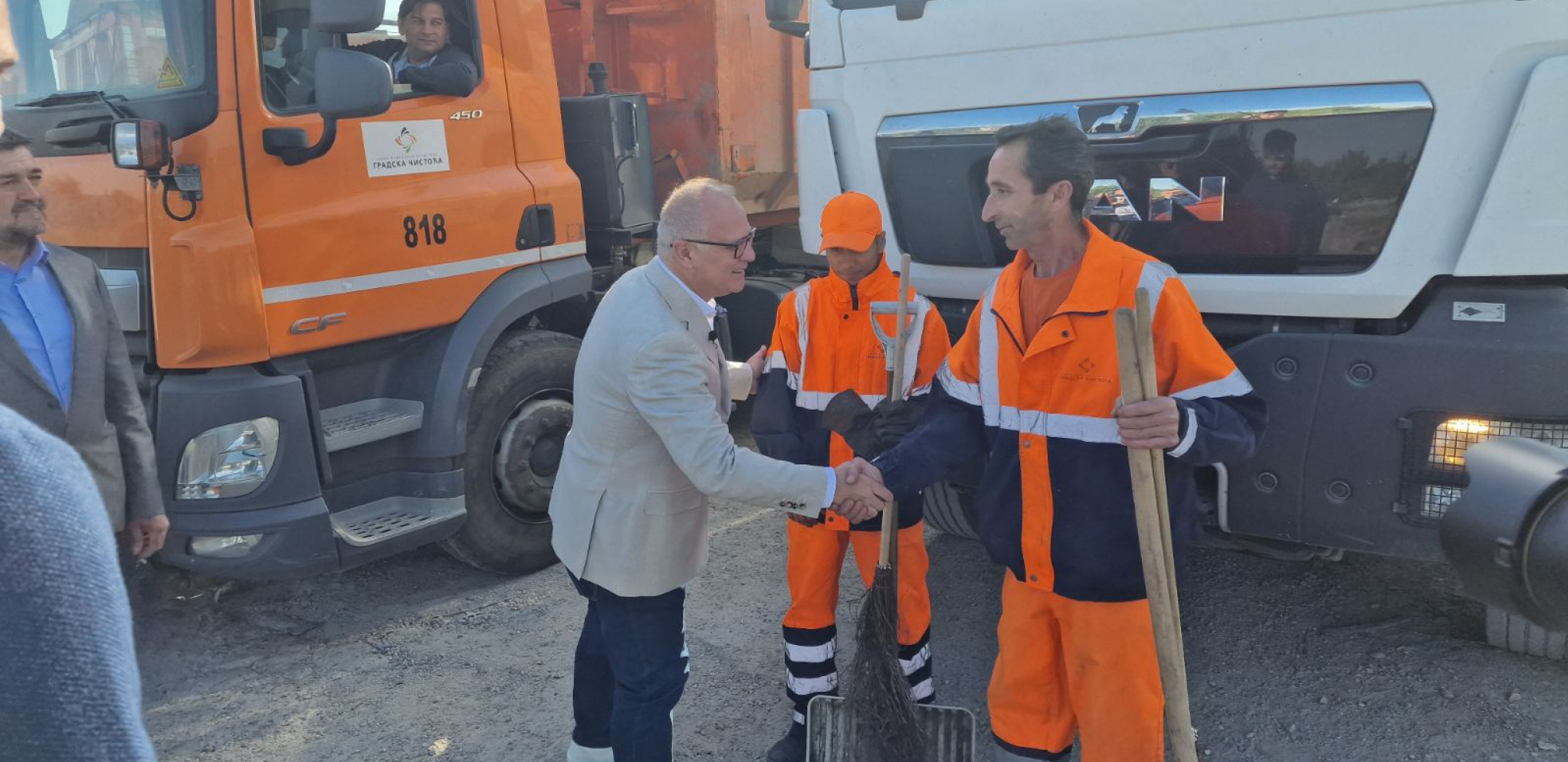 Počela sanacija "divlje" deponije u Vuka Vrčevića