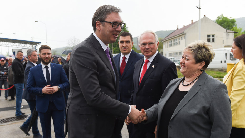 HVALA GRAĐANIMA NA VELIKOJ PODRŠCI! Vučić o rezultatima izbora: "Kao predsednički kandidat dobio sam 1.530.000 glasova više od drugoplasiranog,  a 2.000.000 više od trećeplasiranog!