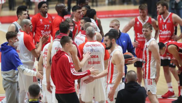 EKSKLUZIVNO Prva fotografija srpskog reprezentativca sa trudnom devojkom: Nikola postaje ćale