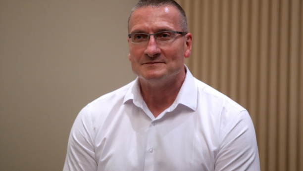 RAK GRLIĆA MATERICE MOŽE DA SE SPREČI Već imamo najbolje oružje, a dr Vukomanovic tvrdi da je ono u rukama pedijatara!