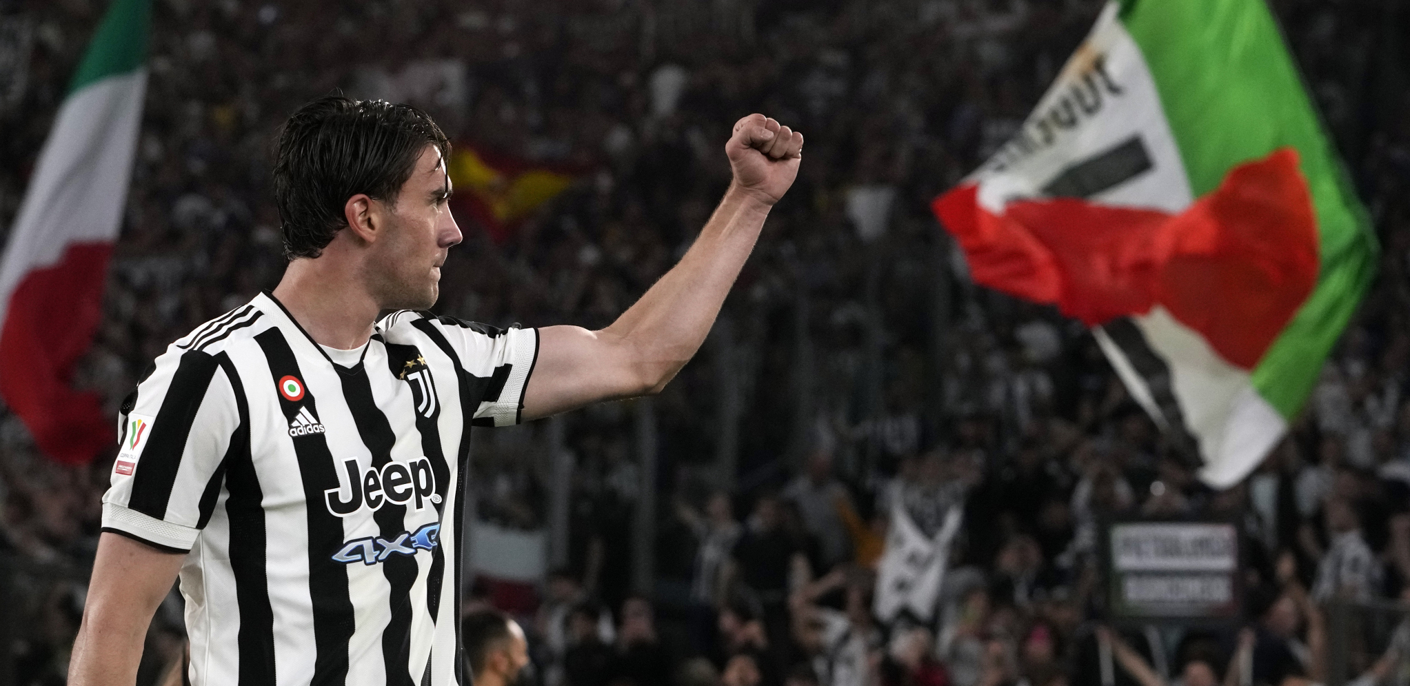 VLAHOVIIIĆ! Pogledajte kako je Srbin doneo prednost Juventusu u derbiju (VIDEO)