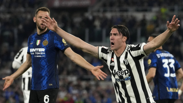 VLAHOVIĆ ĆE UZ NJEGA BITI JOŠ BOLJI Legendarni Italijan veruje da je Juventus našao pravog partnera Srbinu