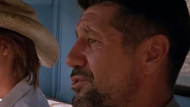 UMRO POZNATI GLUMAC Tužnu vest saopštili njegovi najbliži, supruga i sin u žalosti