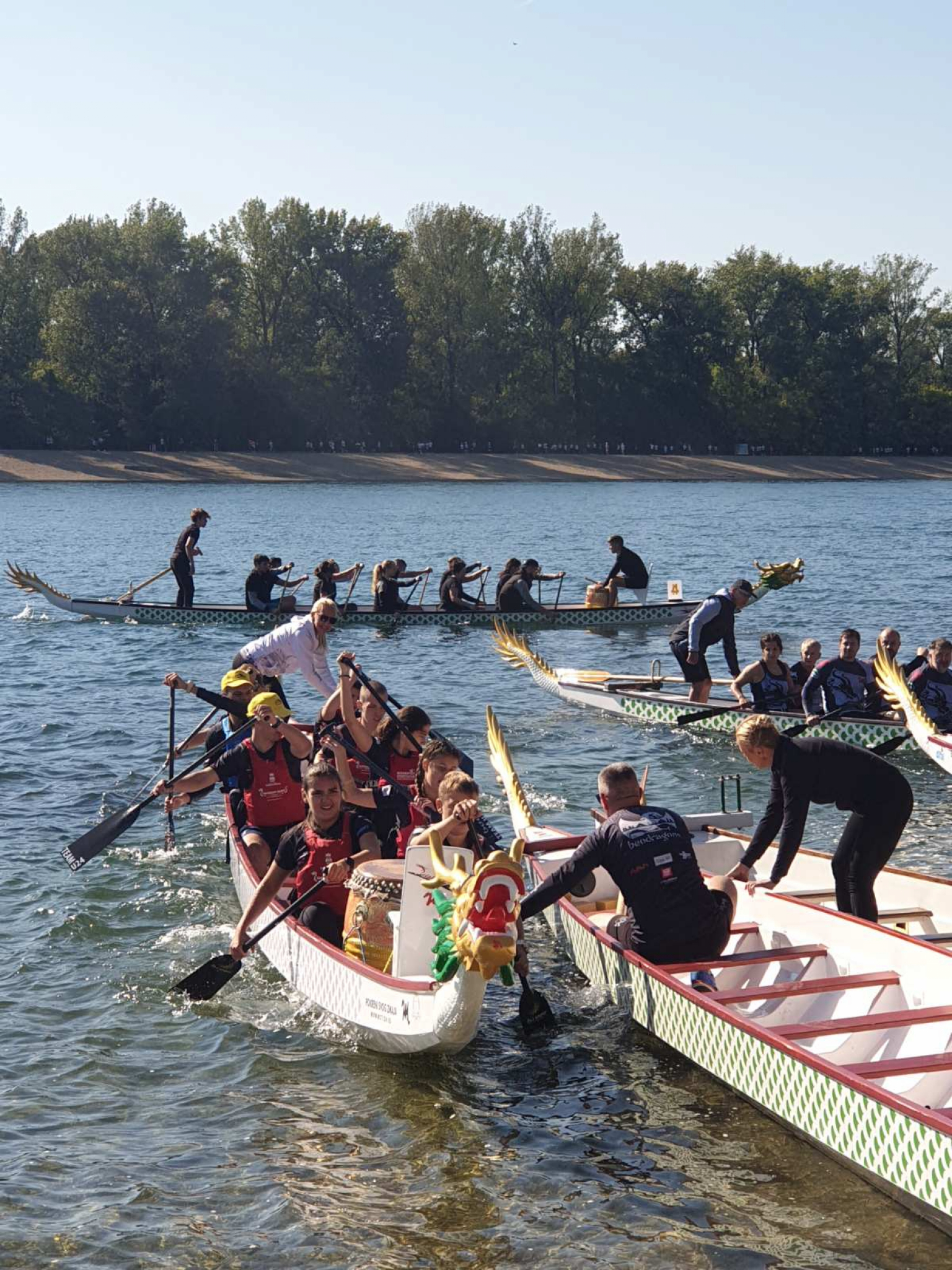 Prvo prvenstvo Beograda u Dragon Boat veslanju i VIII Dragon Boat festival