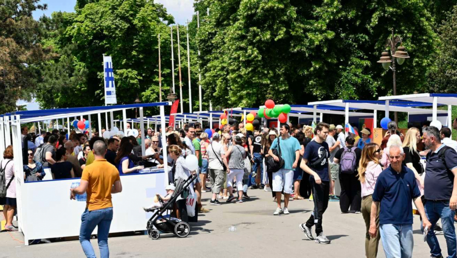 ŠEF DELEGACIJE EU Zajedno sa Vladom Srbije gradi put ka Uniji koji predstavlja priliku za bolji život (FOTO)