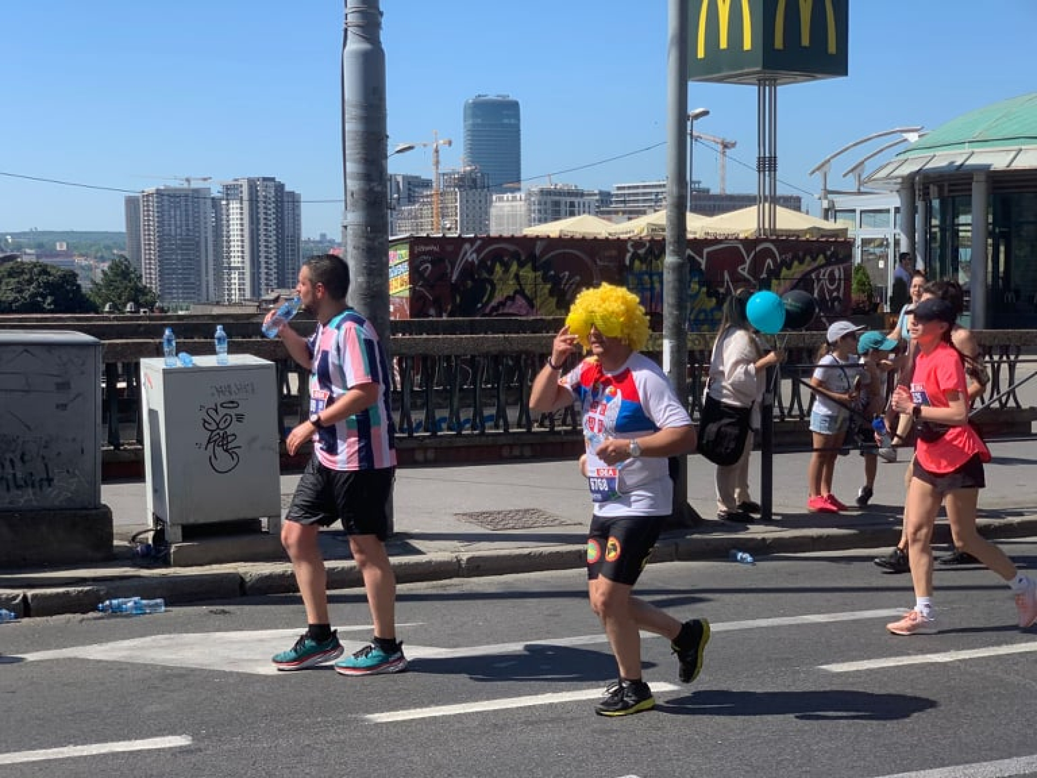 Ovo je najneobičniji učesnik 35. Beogradskog maratona (FOTO)