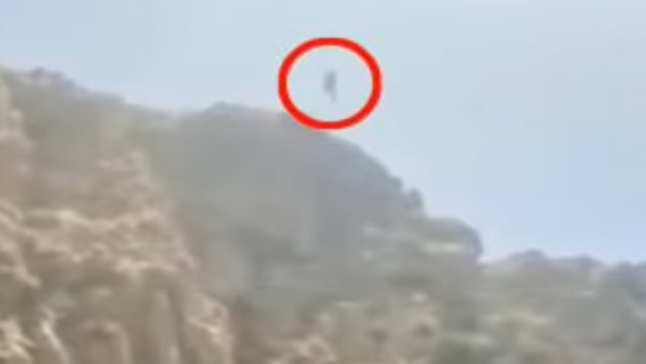 SMRT UŽIVO - SUPRUGA SNIMILA TRAGEDIJU Fudbaler skočio sa litice od 35 metara, a onda se začuo jeziv vrisak (UZNEMIRUJUĆE)