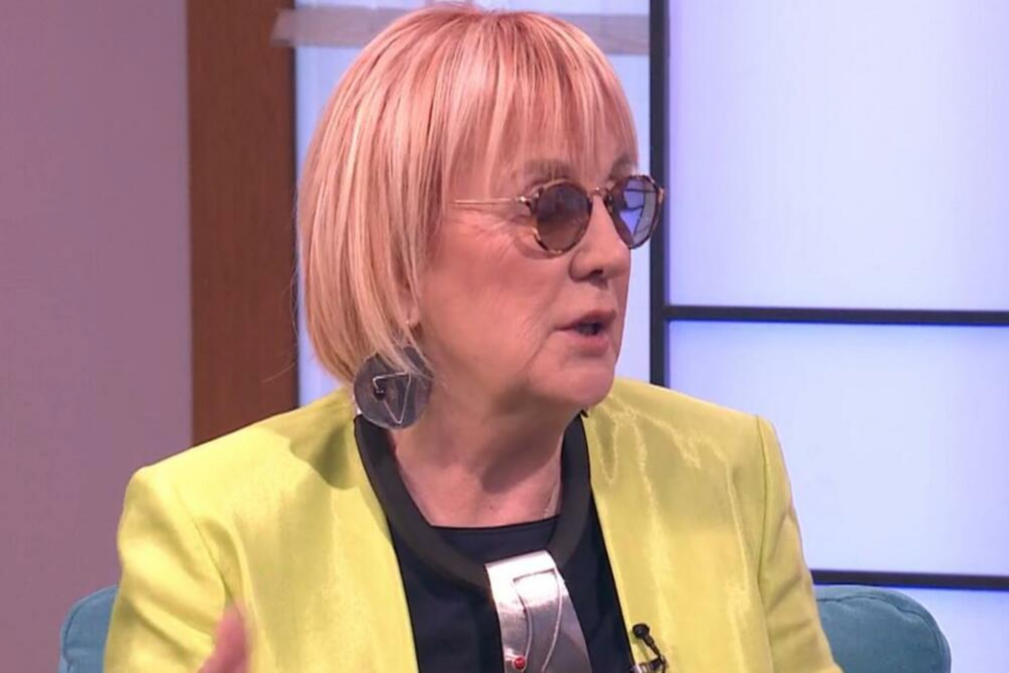 RADUJE ME ŠTO MOJA UNUKA NEMA POJMA KO SU SRBI Vedrana Rudan ponovo potkačila Prijovićku