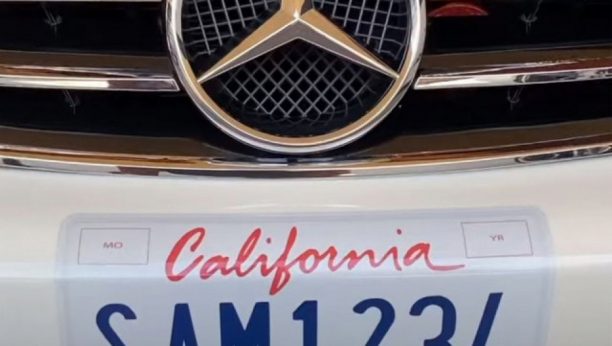 POČINJE ODAVDE Prva država koja uvodi nalepnice umesto klasičnih tablica (VIDEO)